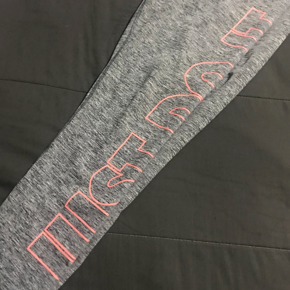 Nike leggings - Picture 2 of 2